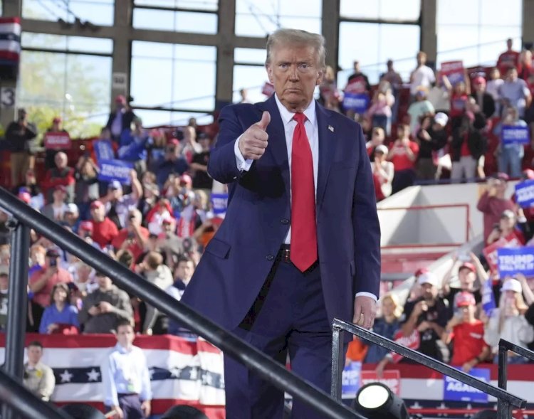 رسميا دونالد ترامب رئيسا لأمريكا