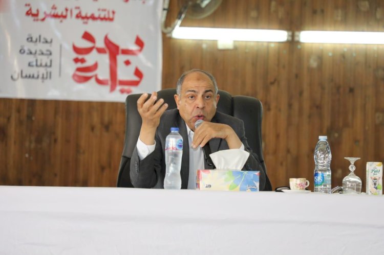 محافظ المنيا يعلن إنشاء مدرستين ثانوى و إبتدائى وتطوير ملعب رياضى