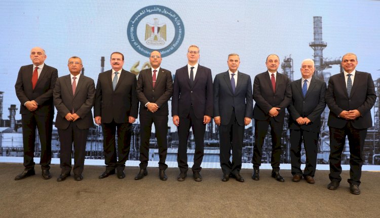 وزير البترول في عيد البترول بدء دوران عجلة الاستكشاف والإنتاج للبترول والغاز خلال الاشهر الاخيرة