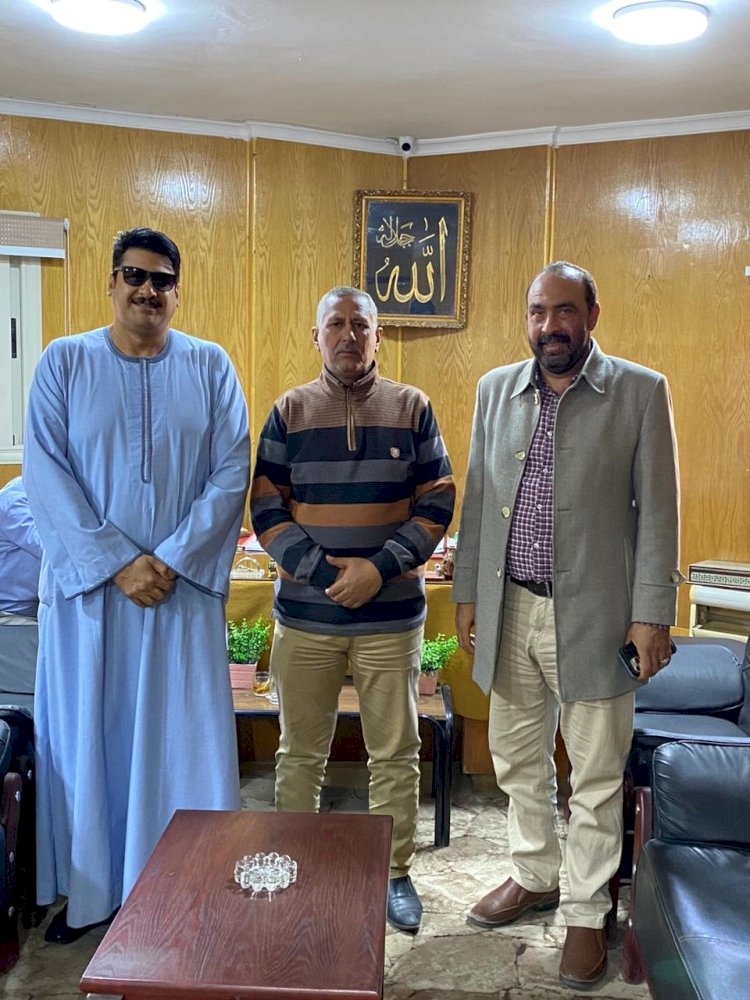 "الشعب الجمهوري" يبحث مع رئيس مدينة قنا إقامة معرض للسلع بأسعار مخفضة