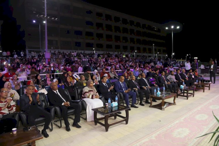 ختام فعاليات الملتقى الفني 22 لشباب الجامعات بجنوب الوادي