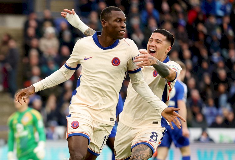 أحداث ونتائج الجولة الـ 12 في  الدورى الانجليزى اليوم