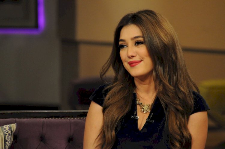 في يوم فرار الأسد من سوريا.. كندة علوش تعلن انتصارها على السرطان