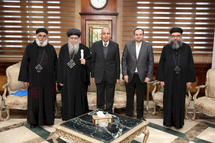 محافظ المنيا يستقبل وفد مطرانية مغاغة والعدوة