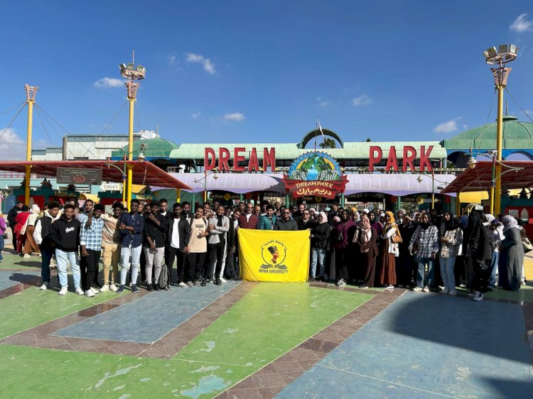 جامعة المنيا تنظم رحلة للطلاب الوافدين لزيارة معالم القاهرة التاريخية