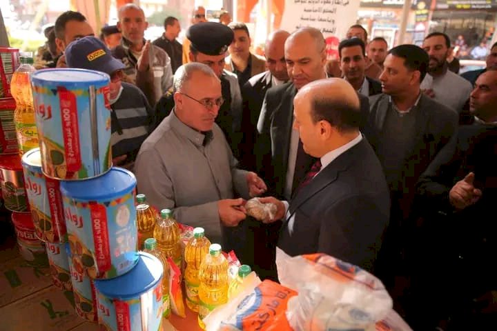 محافظ كفرالشيخ يتفقد سوق اليوم الواحد للسلع الغذائية والاستهلاكية ضمن بداية
