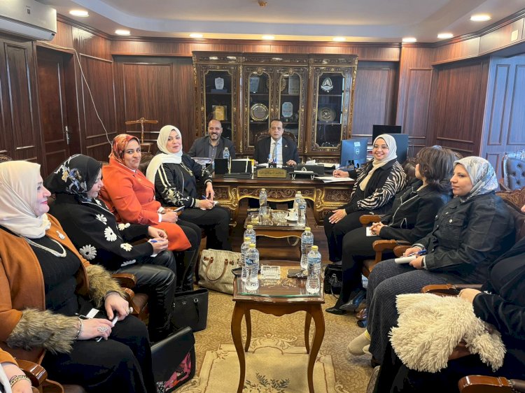 خالد أبو الوفا: غرفة سوهاج التجارية تعمل على تمكين المرأة لتعزيز دورها