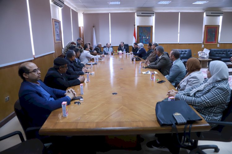 بدء امتحانات الفصل الدراسى الاول بجامعة جنوب الوادى