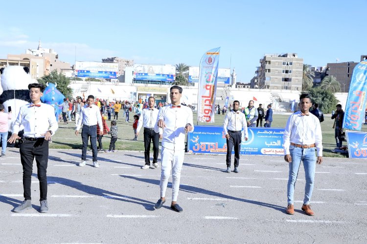 محافظ سوهاج يشهد احتفالات اليوم الرياضي لذوي الإعاقة باستاد سوهاج