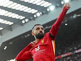 صلاح على رأس التشكيل المثالي للدوري الإنجليزي