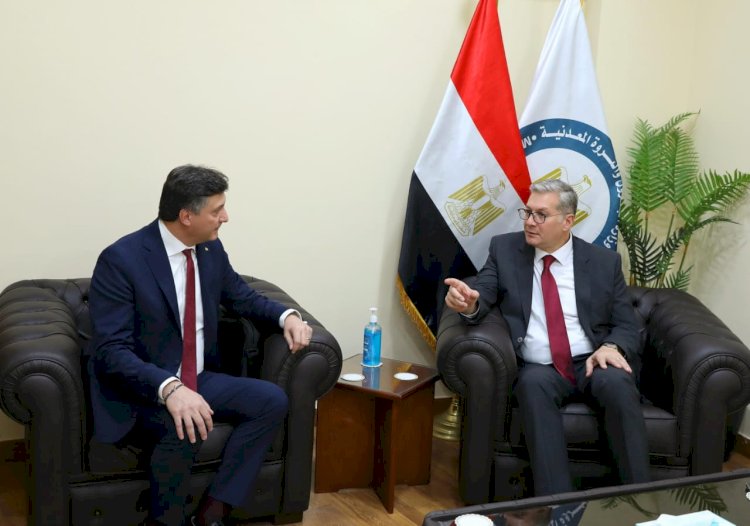 وزير البترول يستقبل رئيس ايوك الايطالية