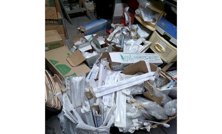 ضبط طالب لادارته محل لبيع المستلزمات الطبية مجهولة المصدر بالقاهرة