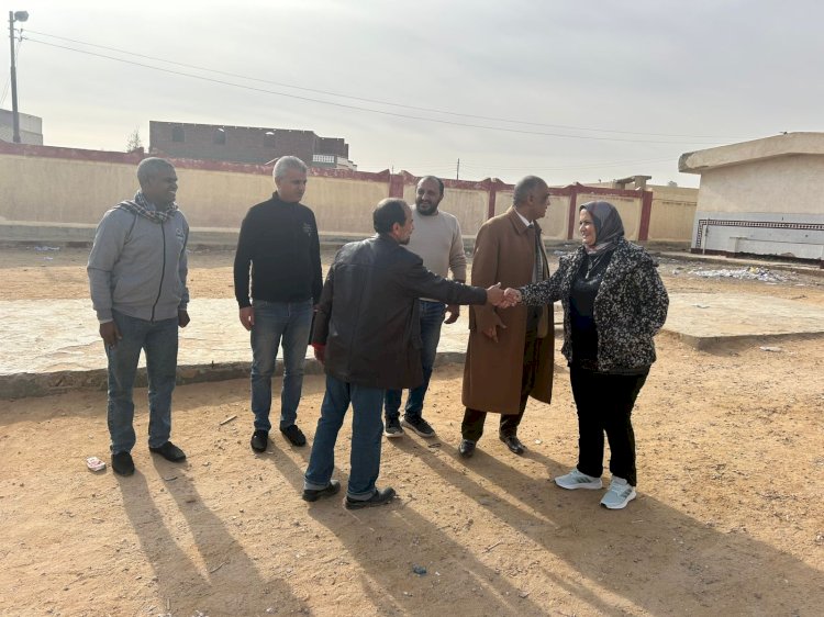 وكيل الوزارة تتابع امتحانات الشهادة الاعدادية في يومها الثاني بلجان إدارة مطروح