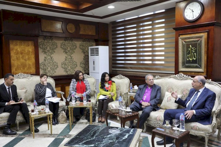 محافظ المنيا يبحث مع رئيس الطائفة الإنجيلية سبل تعزيز التعاون المشترك 