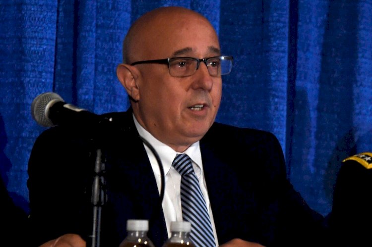 تعيين روبرت ساليسيس قائما بأعمال البنتاجون