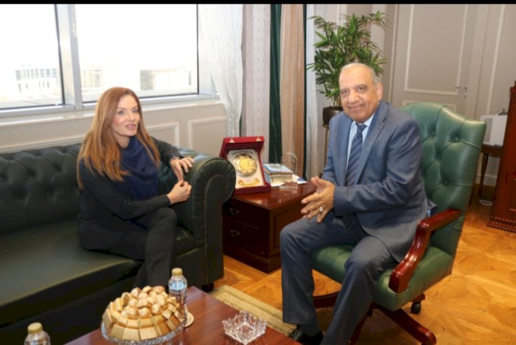 وزير الكهرباء يبحث مع وزيرة الطاقة بجمهورية مالطا مجالات الربط الكهربائي