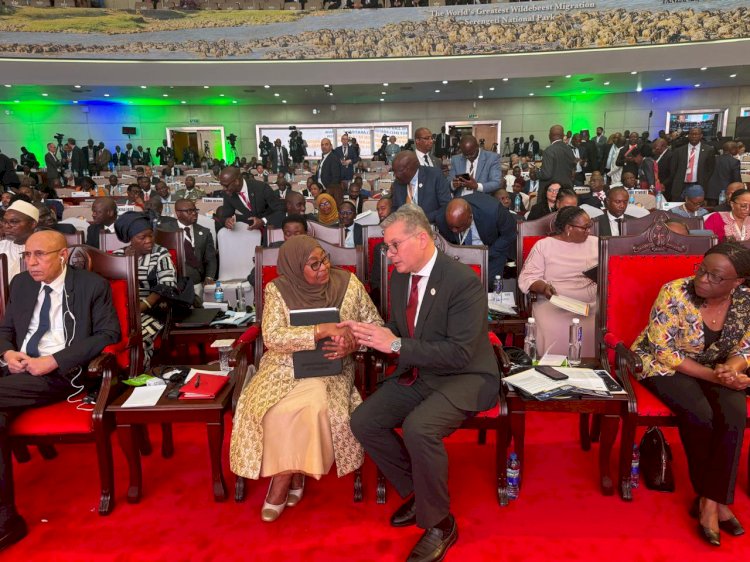 وزير البترول يشارك فى القمة الأفريقية للطاقة بدار السلام