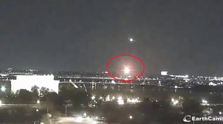 تطورات حادث تصادم طائرتين واشنطن ومقتل العشرات