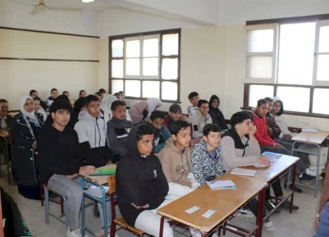 لليوم الثالث.. انتظام الدراسة داخل 2171 مدرسة بالمنيا