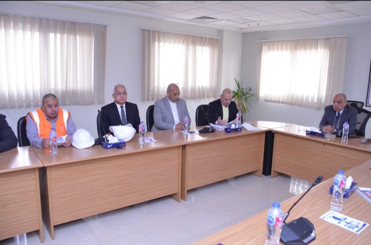 وزير الكهرباء  يتفقد محطة جنوب حلوان البخارية لتوليد الكهرباء بمنطقة الكريمات