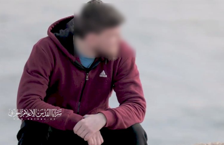 ثلاثة أسري إسرائيليين اليوم في تل أبيب مقابل 369 معتقلا فلسطينيا