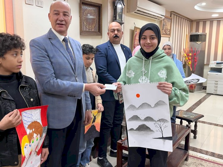 شباب كفر الشيخ تنظم المسابقة الفنية للرسم الحر للنشء