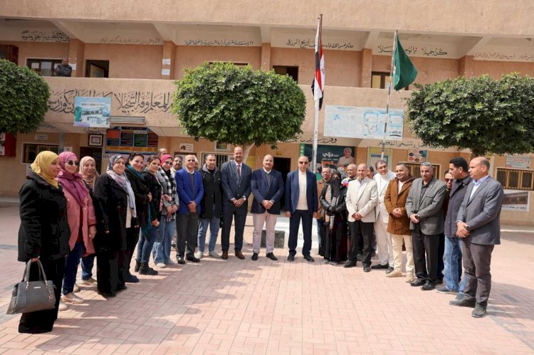 محافظ المنيا يتابع انتظام سير العملية التعليمية بمدرسة سمالوط الثانوية بنات الجديدة