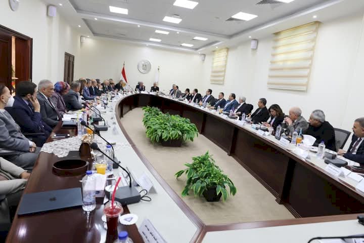 رئيس جامعة كفر الشيخ يشارك إجتماع مجلس الجامعات الاهلية