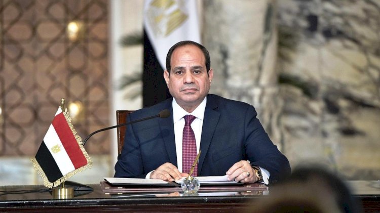 السيسي ورئيس الوزراء يناقشان الحزمة الاجتماعية