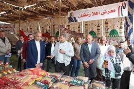 3027 منفذًا تموينيًا ومعرضا رمضانيا لتوفير السلع بالمنيا