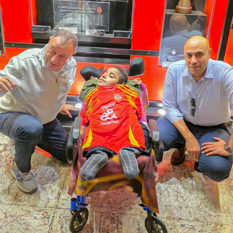 مؤسسة تطبيق سند  تُحقق حلم  ياسين بلقاء أسطورة الكرة العربية محمود الخطيب