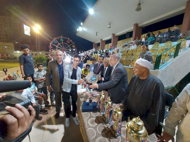 ختام بطولة مركز شباب مدينة قنا وتكريم حفظة القرآن الكريم