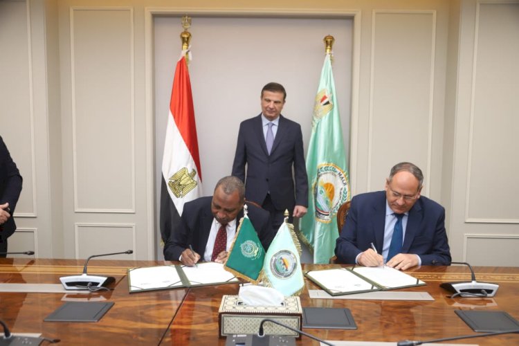 وزير الزراعة يشهد بروتوكولين تعاون مع المنظمة العربية للتنمية الزراعية