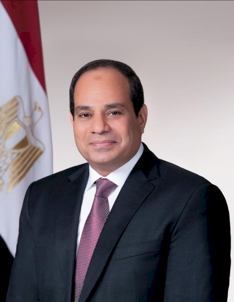 محافظ سوهاج يهنئ الرئيس بعيد الفطر