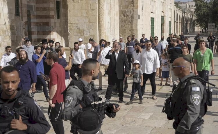 حماس: ندعو الجميع للحفاظ علي المسجد الأقصي والاشتباك مع العدو في كل مكان