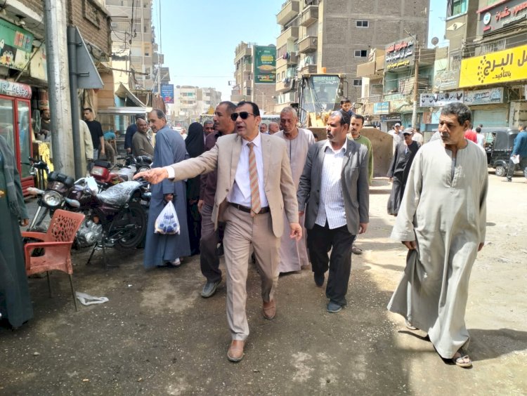 حملة مكبرة للنظافة ورفع الاشغالات بجرجا