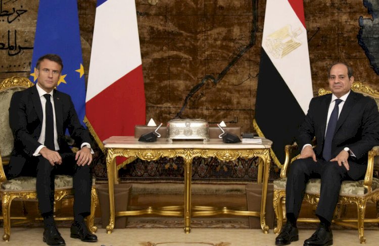 الرئيس السيسي يستقبل ماكرون في قصر الاتحادية اليوم