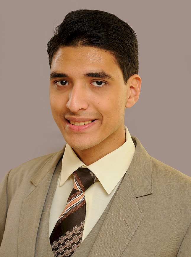 كائن لا يبوح.. مؤمن عفيفى