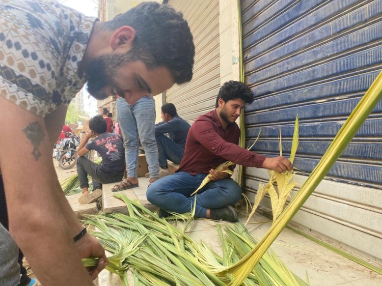 أقباط المنيا يحتفلون بأحد الشعانين