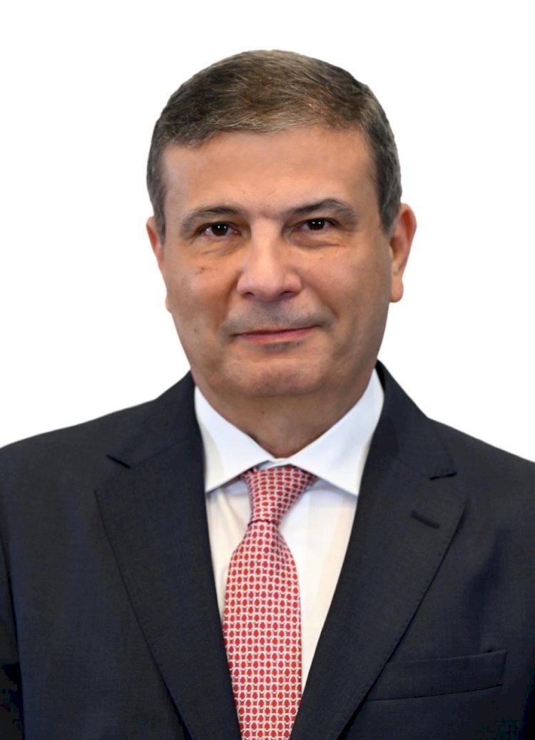 فاروق اتخاذ الإجراءات اللازمة ضد المتلاعبين في منظومة الأسمدة وتنقية الحيازات