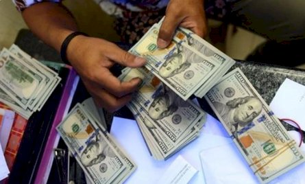 ضبط قضايا نقد أجنبي بحصيلة 19 مليون جنيه