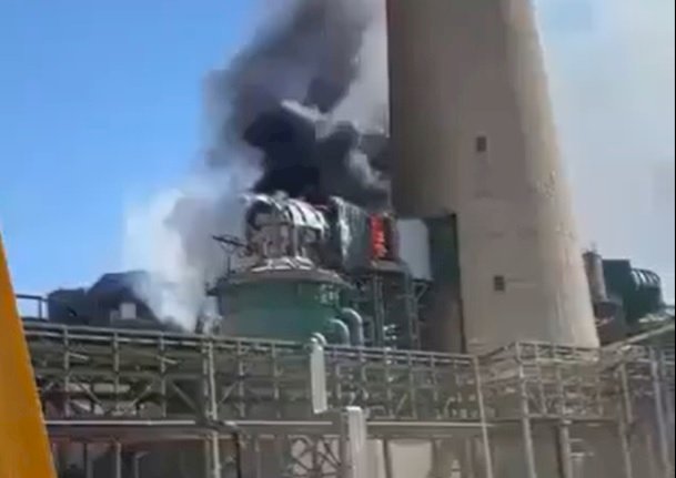 حريق ضخم يقضي علي ثاني أكبر محطة كهرباء في دولة الكيان الإسرائيلي