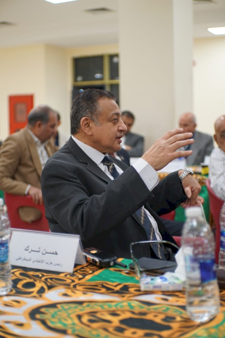 رئيس الحزب الاتحادي يهنئ البابا تواضروس الثاني بابا الإسكندرية بعيد القيامة