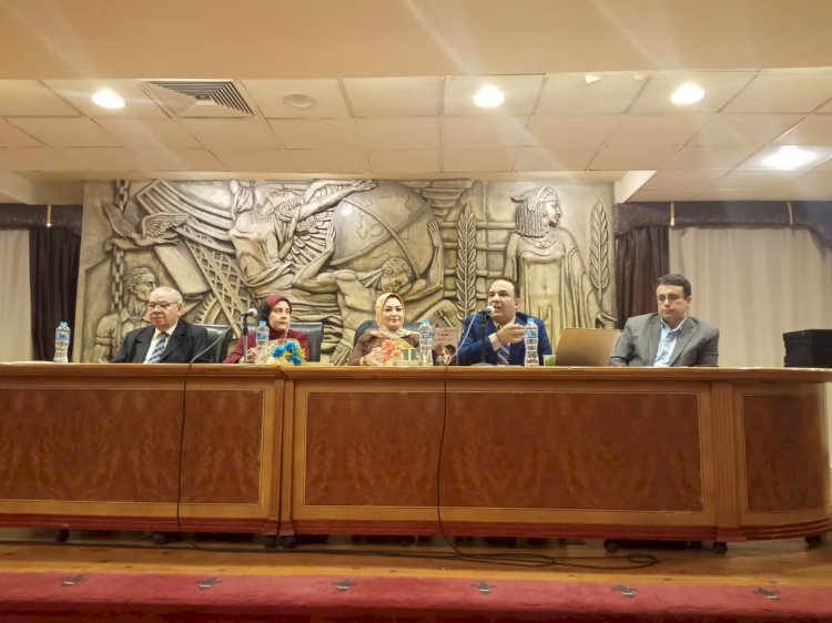 صوت من الماضي لحسام أبو العلا في ندوة نقابة الصحفيين