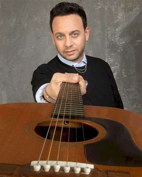 مصطفى قمر يخضع لعملية جراحية