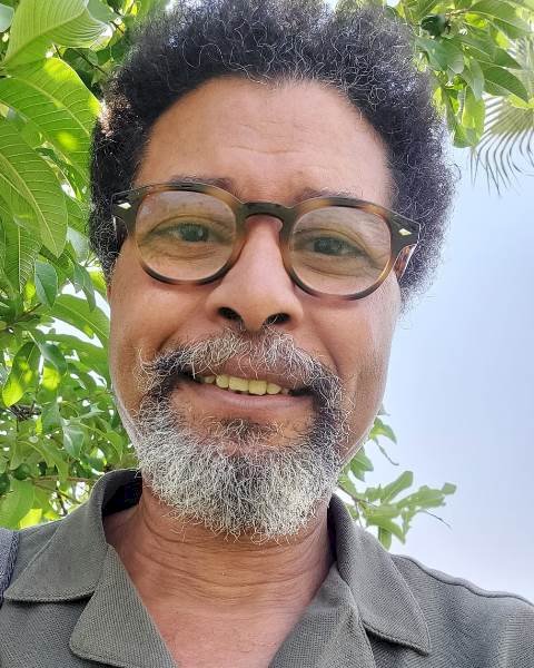 للاحتفاء بنجيب محفوظ.. طلاب الفنون الجميلة بالمصرية الروسية يشاركون باحتفالية "الثقافة"