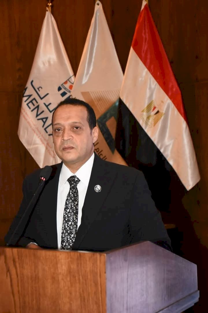 خالد أبو الوفا يهنئ الرئيس السيسي وعمال مصر بعيدهم