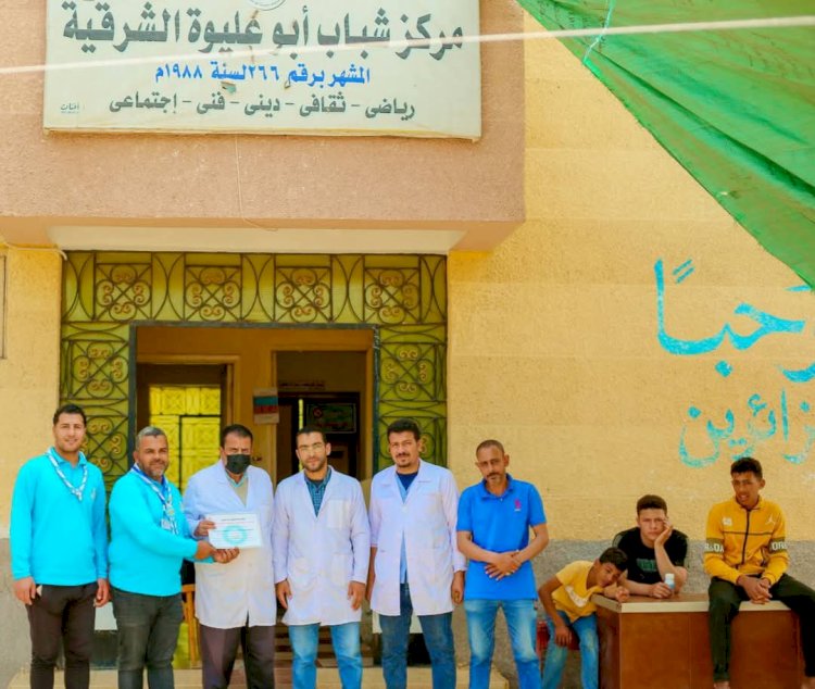 جوالة مركز شباب أبو عليوة الشرقية والطب البيطرى يقدمان خدمات بيطرية بالقرية