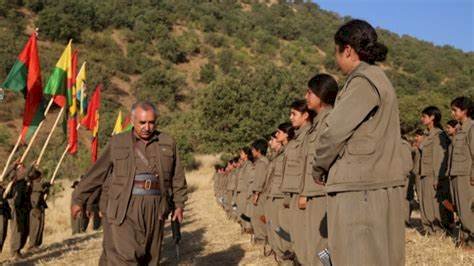 بعد صراع لعقود و40 ألف قتيل.. حزب العمال الكردستاني يحل نفسه (تفاصيل)