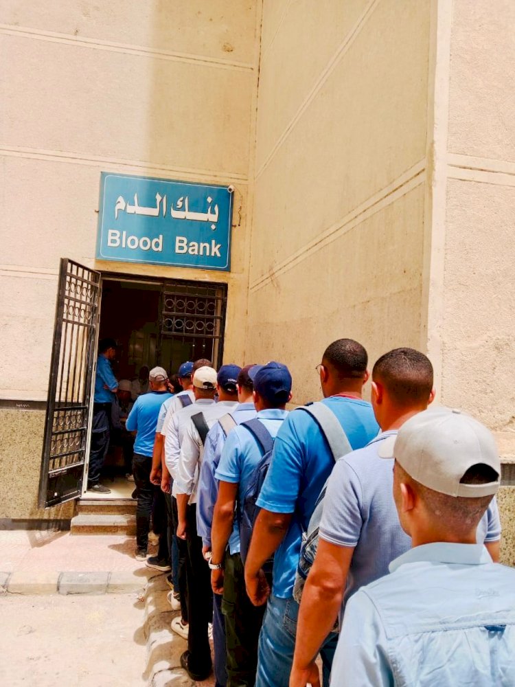 طلاب التربية العسكرية بجامعة كفر الشيخ يتبرعون بالدم للمستشفي الجامعي